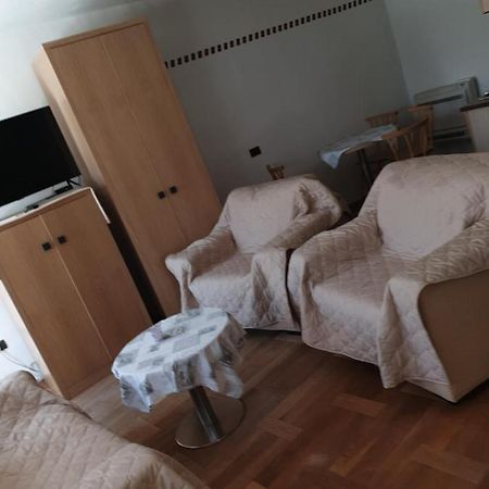 Апартаменты Smartno Apartmaji Sobe Josko Экстерьер фото