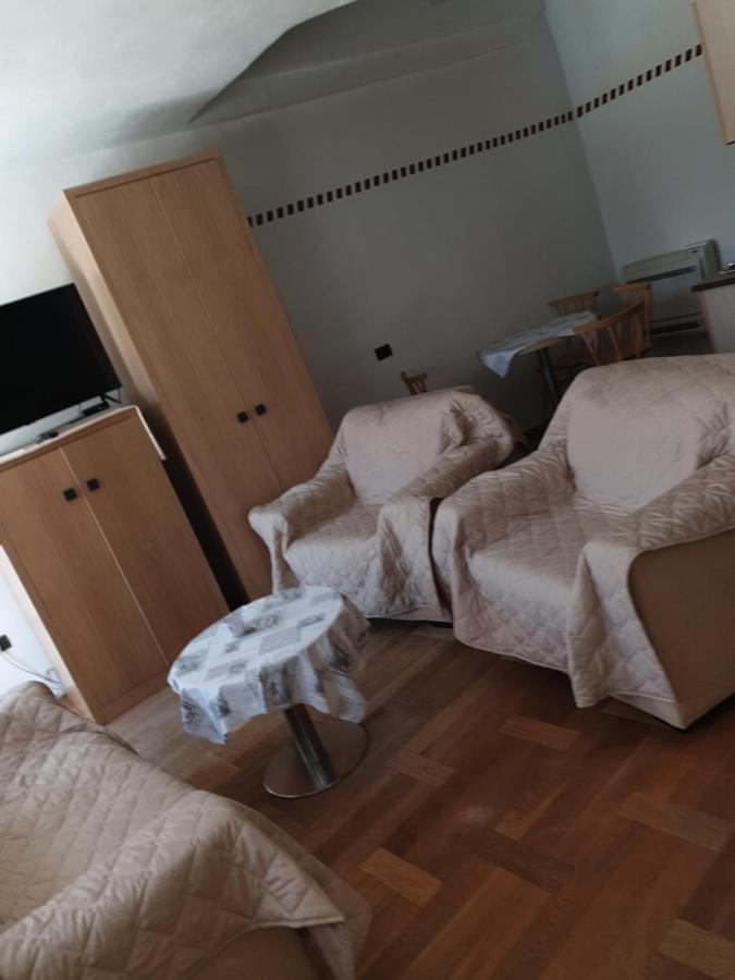 Апартаменты Smartno Apartmaji Sobe Josko Экстерьер фото
